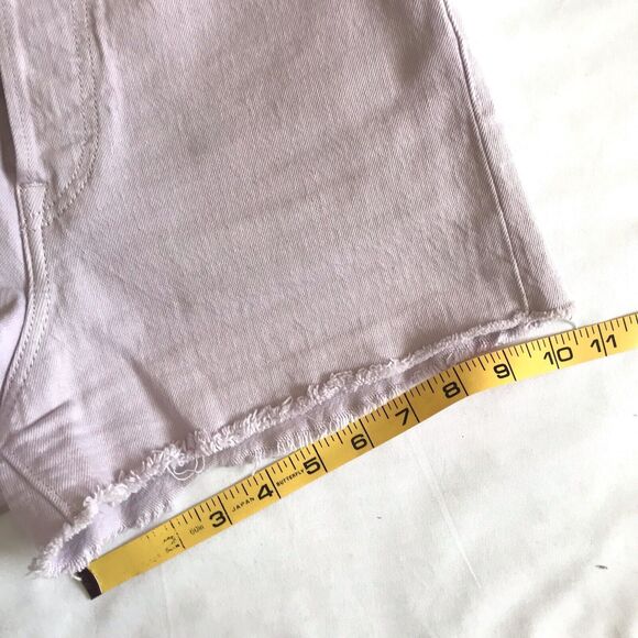 Levi's Chalky Lavender Frost Purple High Rise Ribcage Denim Raw Hem Shorts Sz 26 - Picture 11 of 12